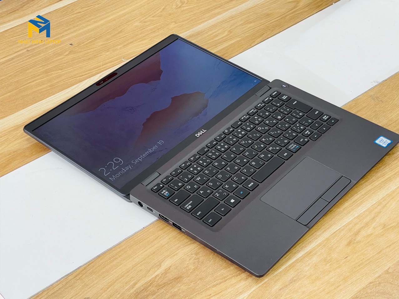 thiết kế 5300 latitude
