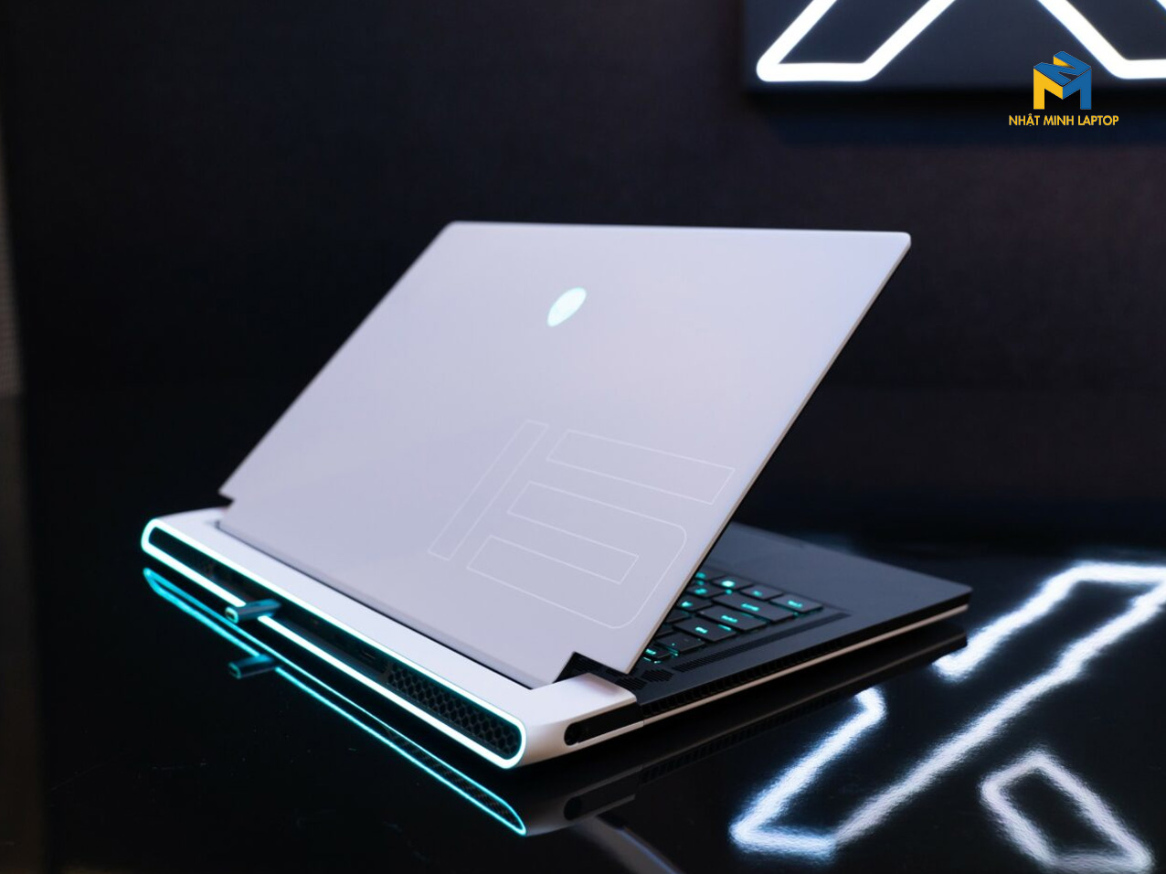 laptop gaming alienware giá rẻ