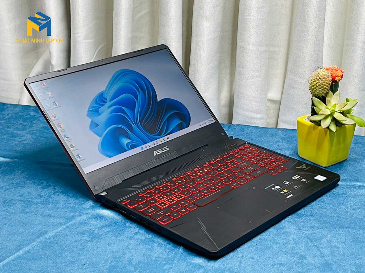 Laptop Asus Tuf cũ