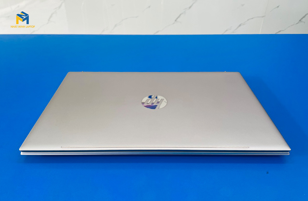 hp pavilion 15 eg2082tu i5