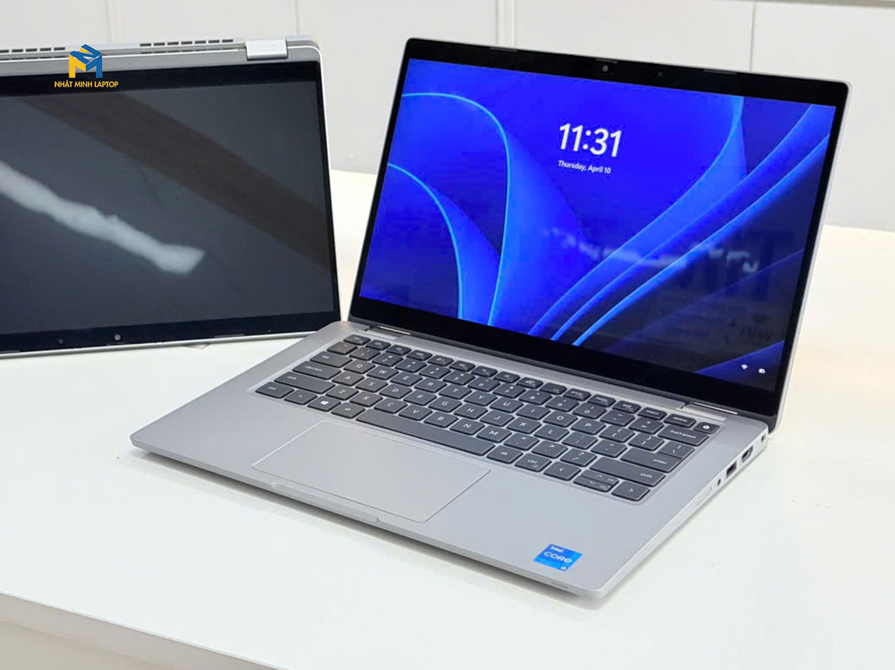 latitude 5320 2-in-1
