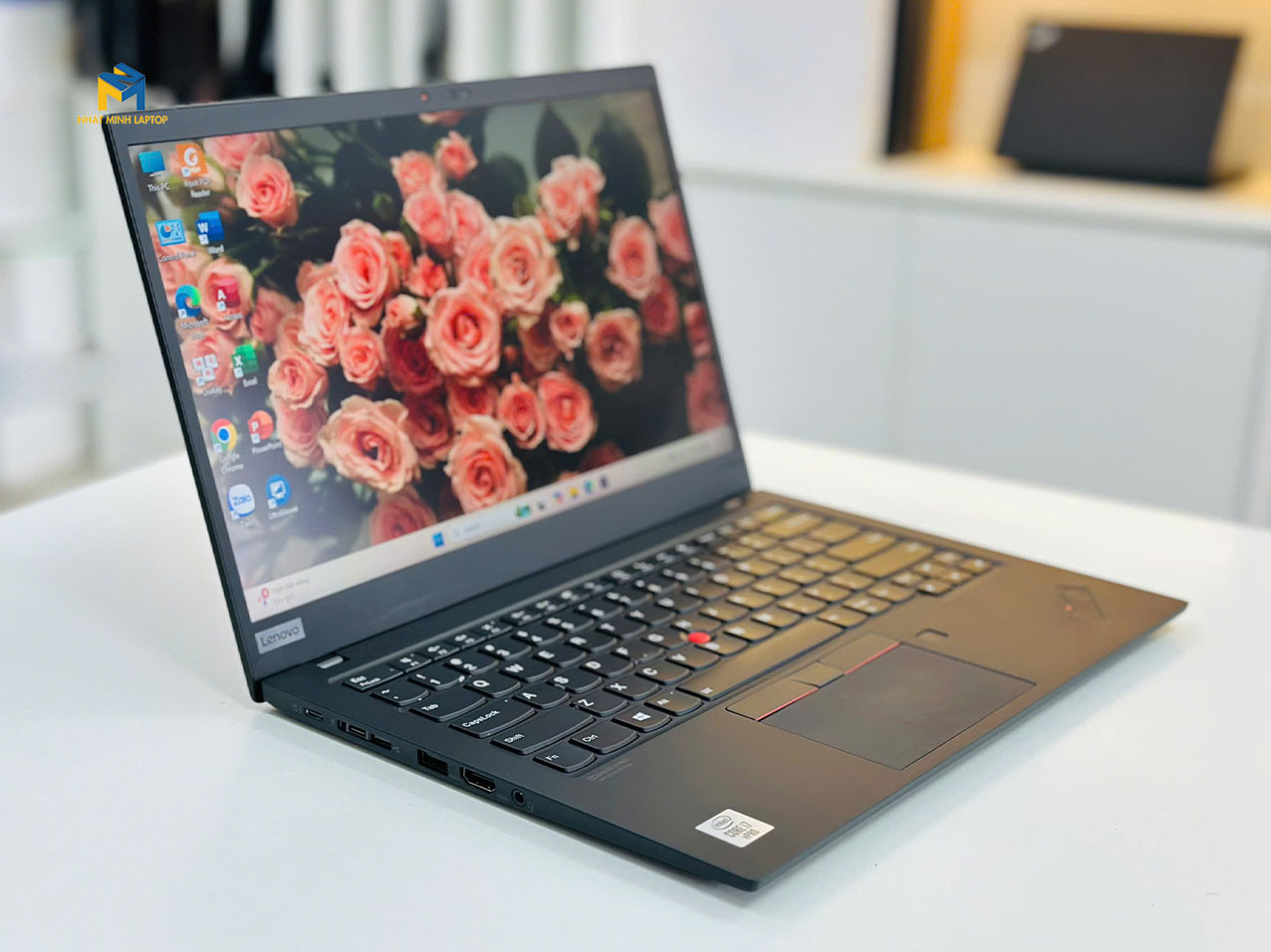 lenovo thinkpad x1 carbon 8