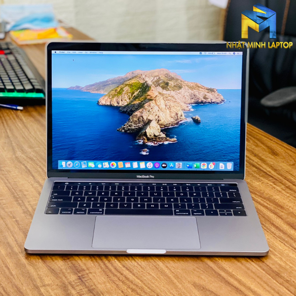 Macbook Pro 13inch 2017 Touch Bar